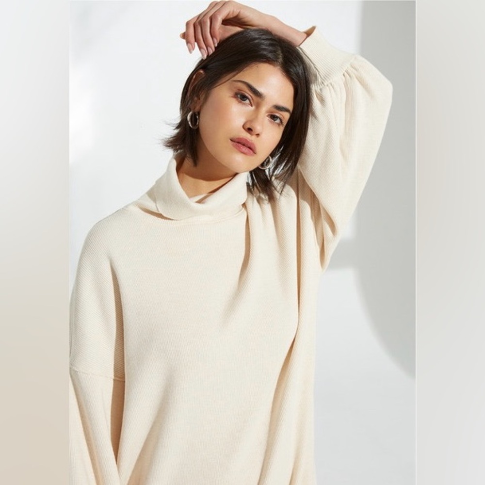 NWT Get Choosy Oversized Boyfriend Sweater - Cream - Large